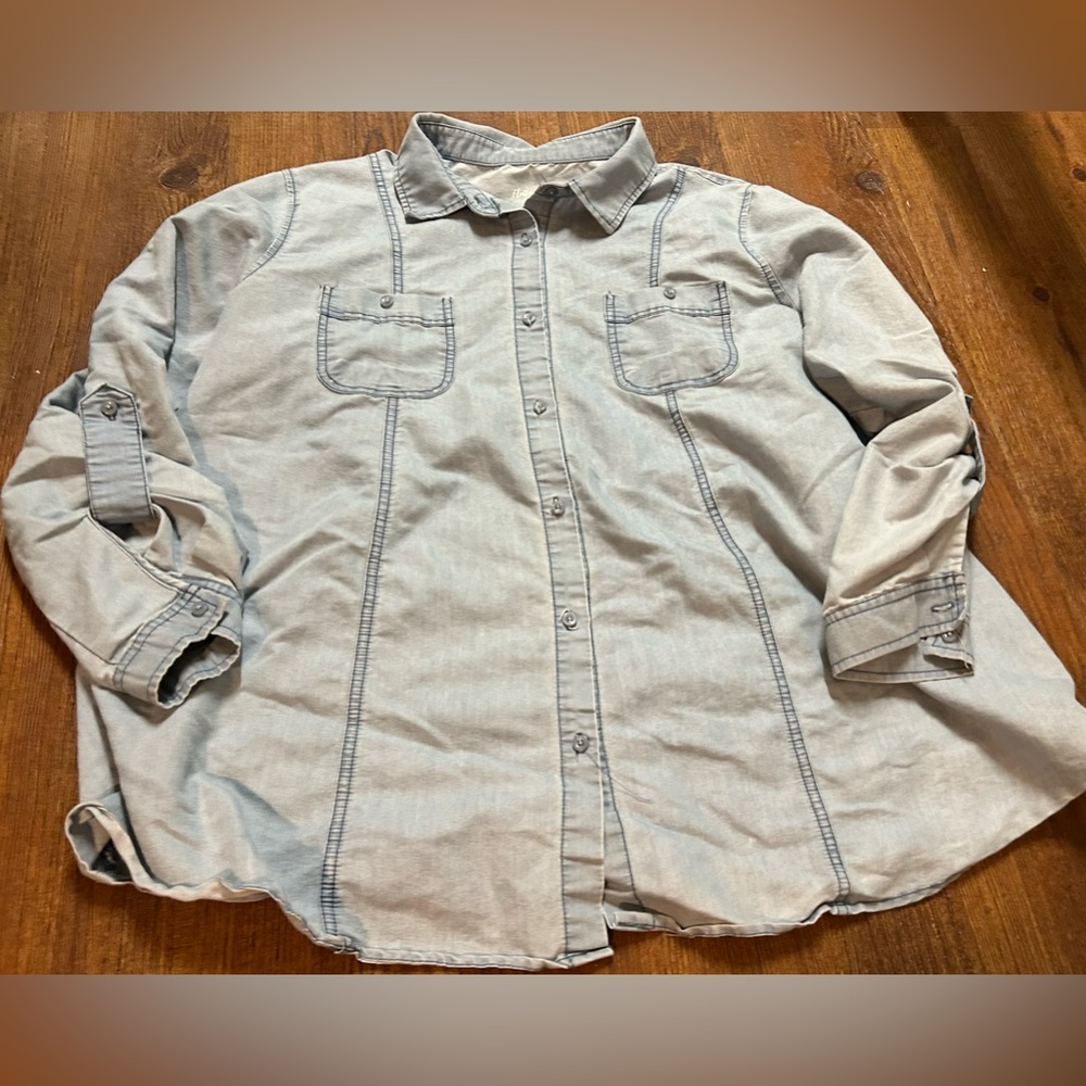 Flutter & Kick Maternity Shirt